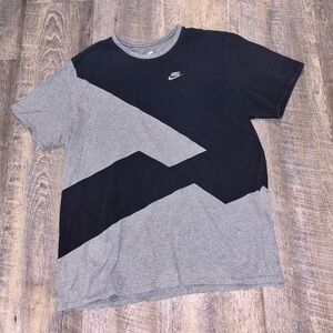 Nike black and gray diagonal color block XXL t-shirt